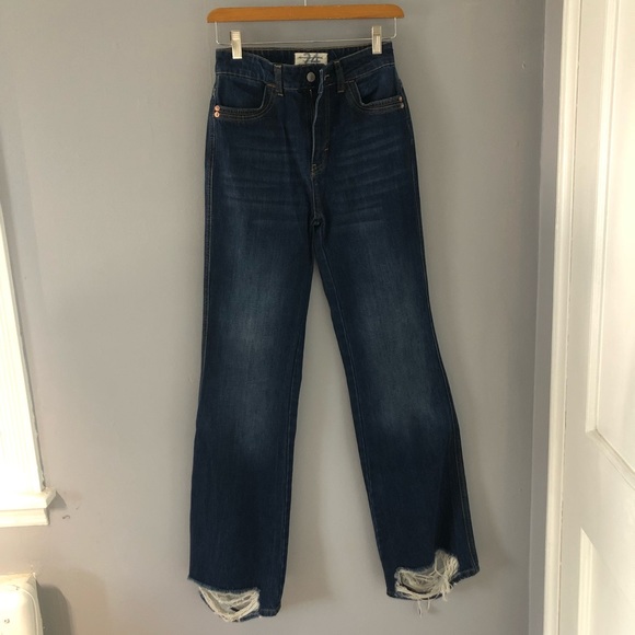 We The Free Straight Leg Frayed Hem Jeans Dark Wash NWOT 24 - Picture 2 of 11